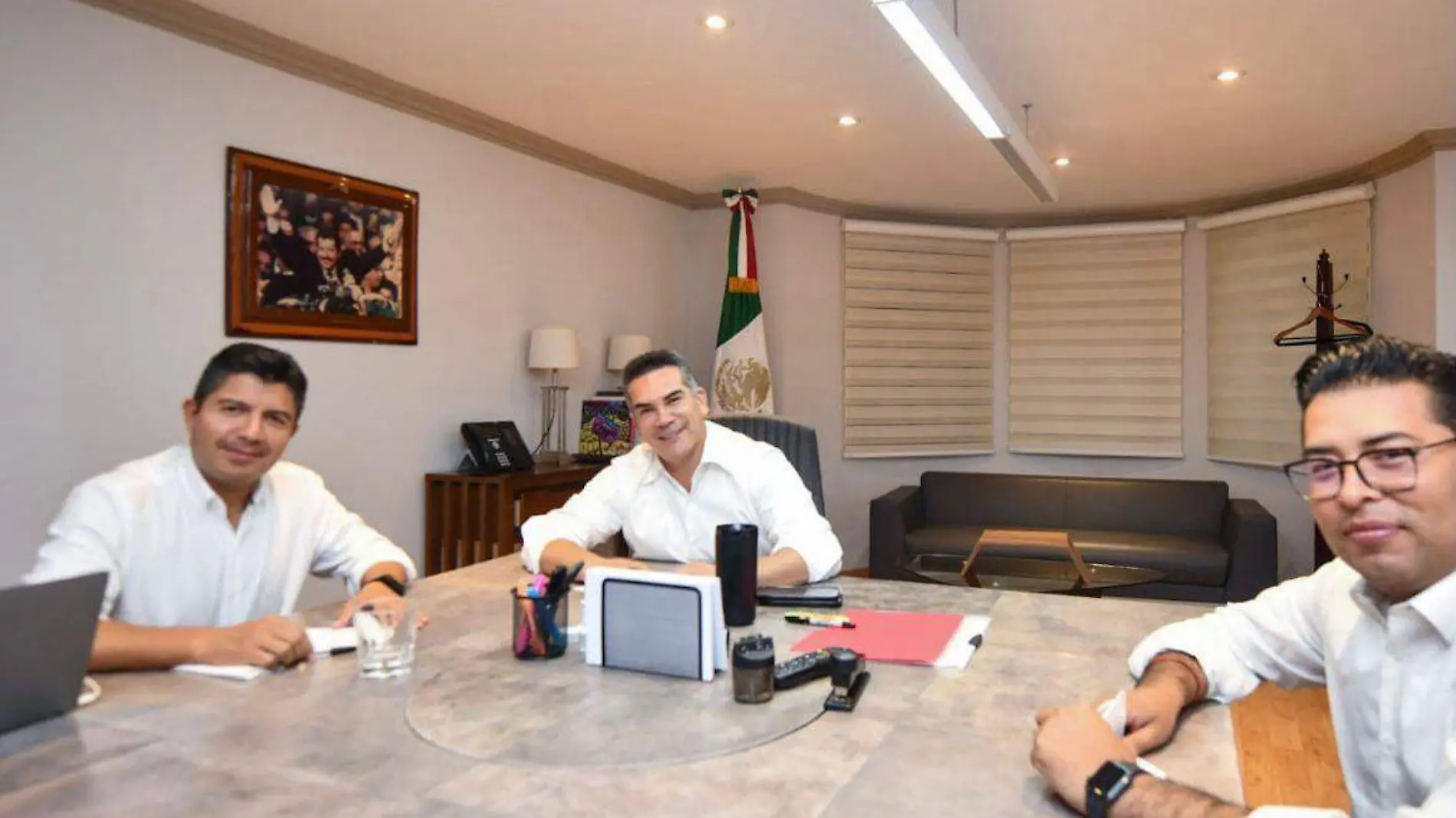 Reunión Eduardo Rivera, Alito Moreno y Néstor Camarillo